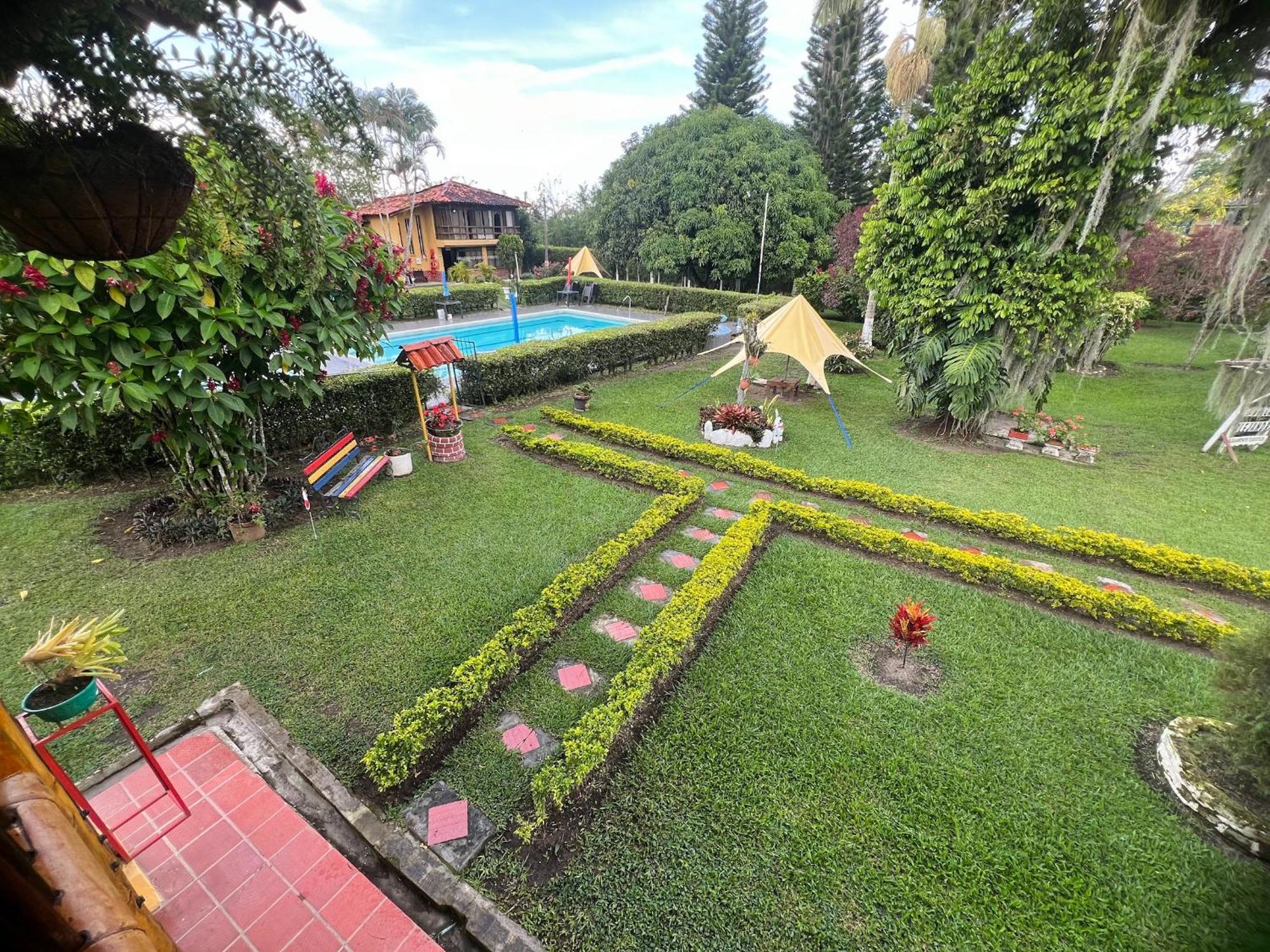 Villa Alejandra Del Quindio Calarcá Exteriör bild