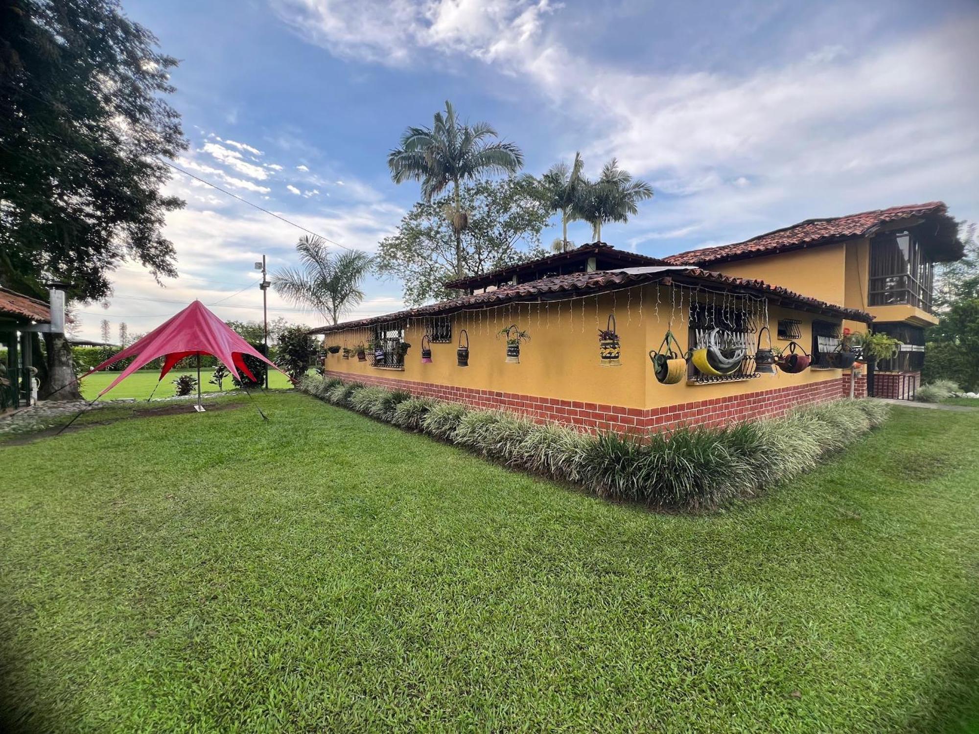 Villa Alejandra Del Quindio Calarcá Exteriör bild
