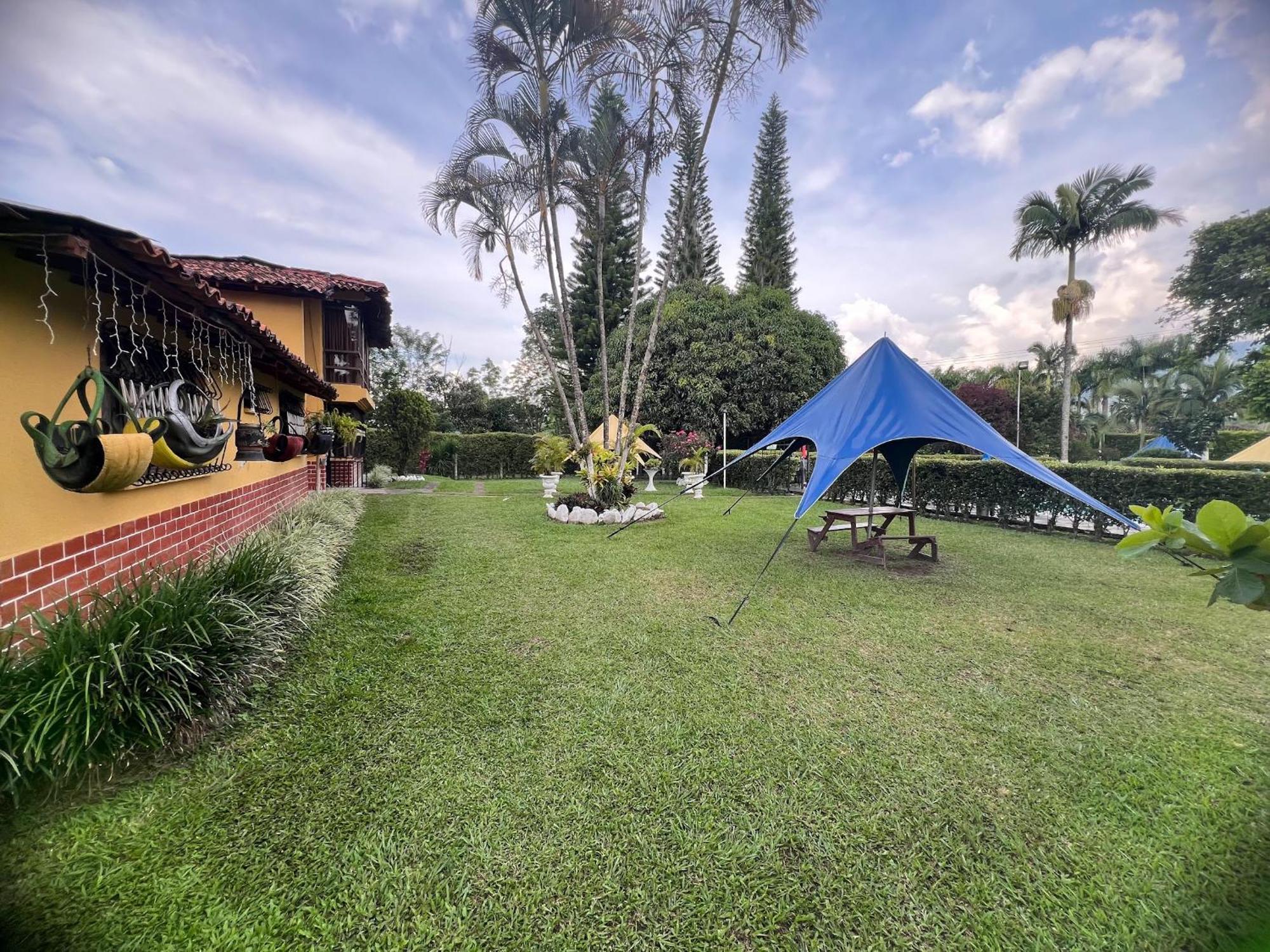Villa Alejandra Del Quindio Calarcá Exteriör bild