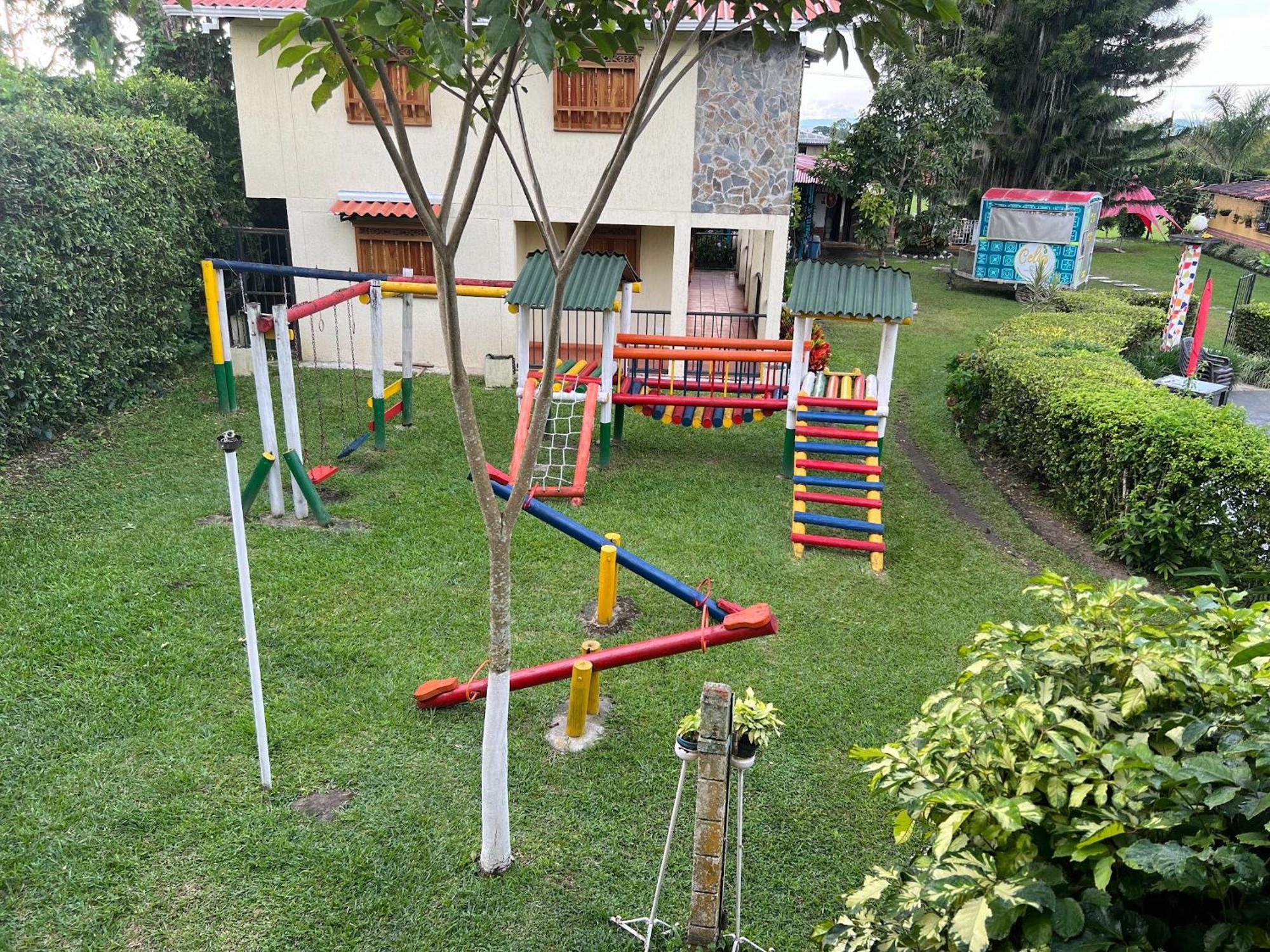 Villa Alejandra Del Quindio Calarcá Exteriör bild