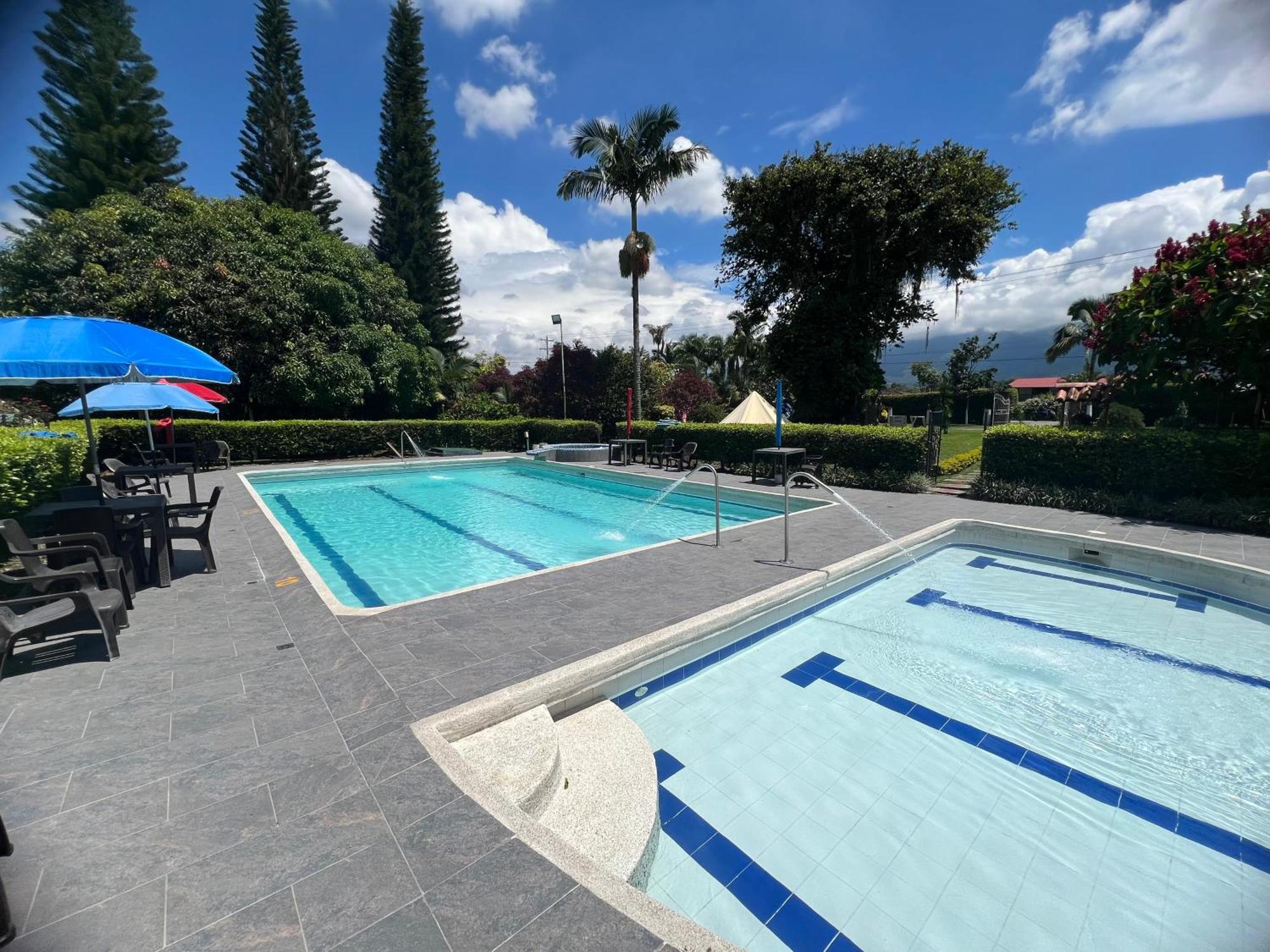 Villa Alejandra Del Quindio Calarcá Exteriör bild